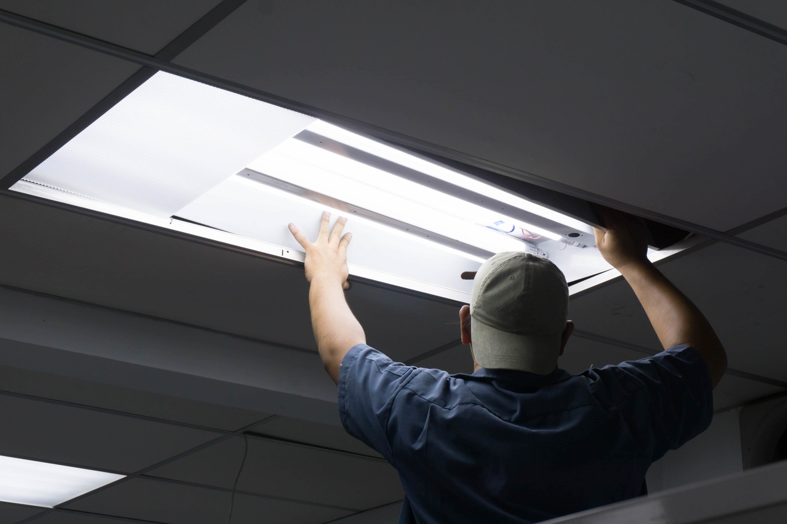 Commercial electrical services