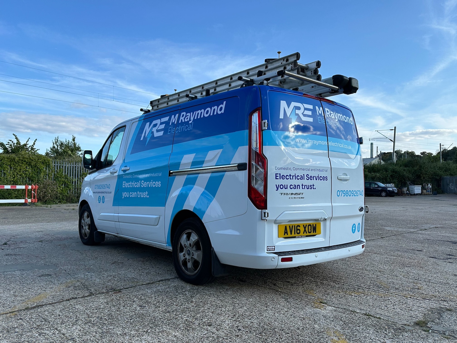 Commercial electrical services